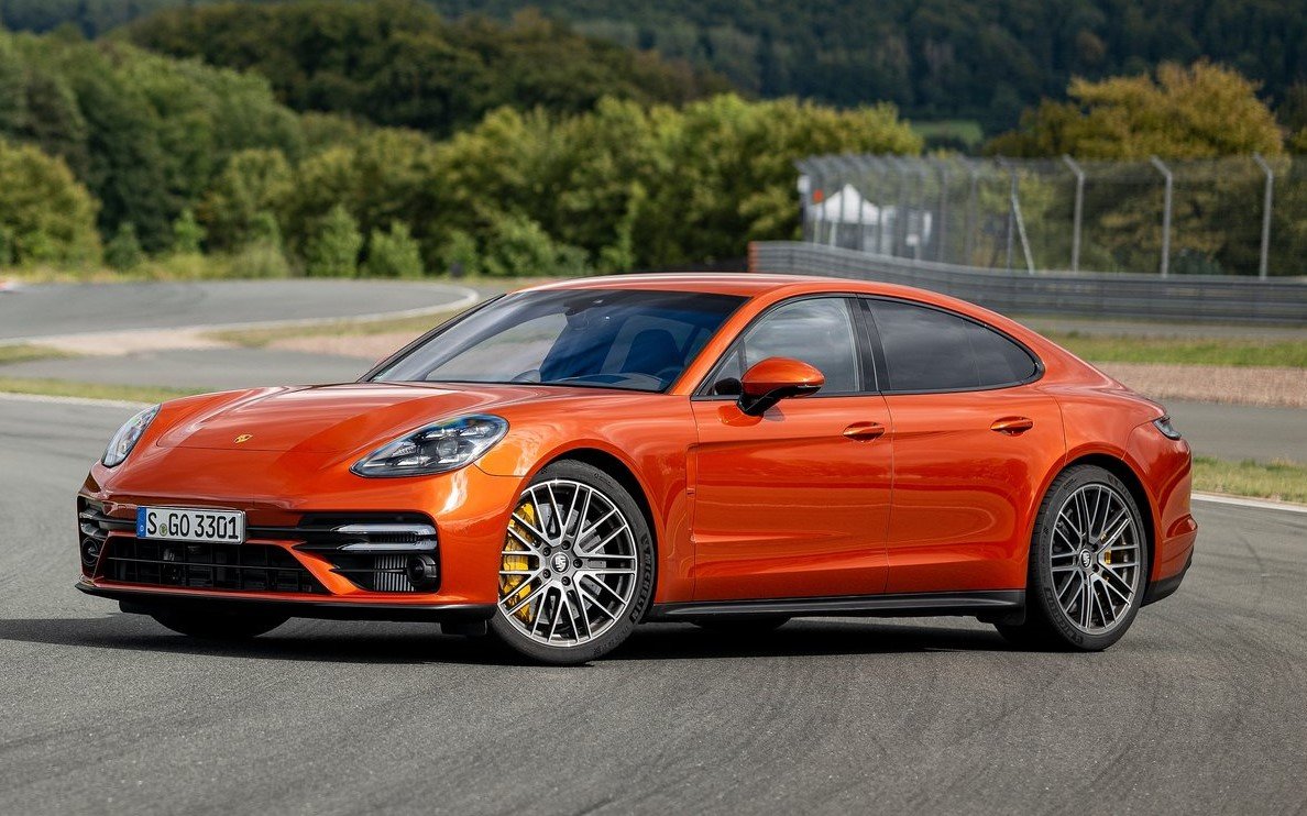 Porsche Panamera 2021, بورش باناميرا 2021